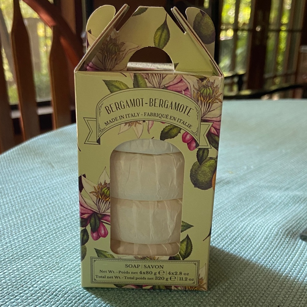 Diamante fine triple milled Bergamot Soap Set